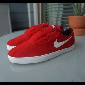 New Nike Men’s shoes size 11.5